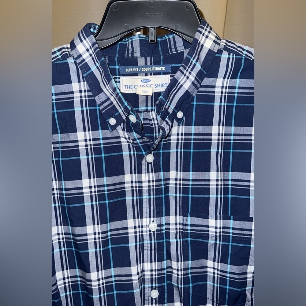 Men’s short sleeve dress shirt
